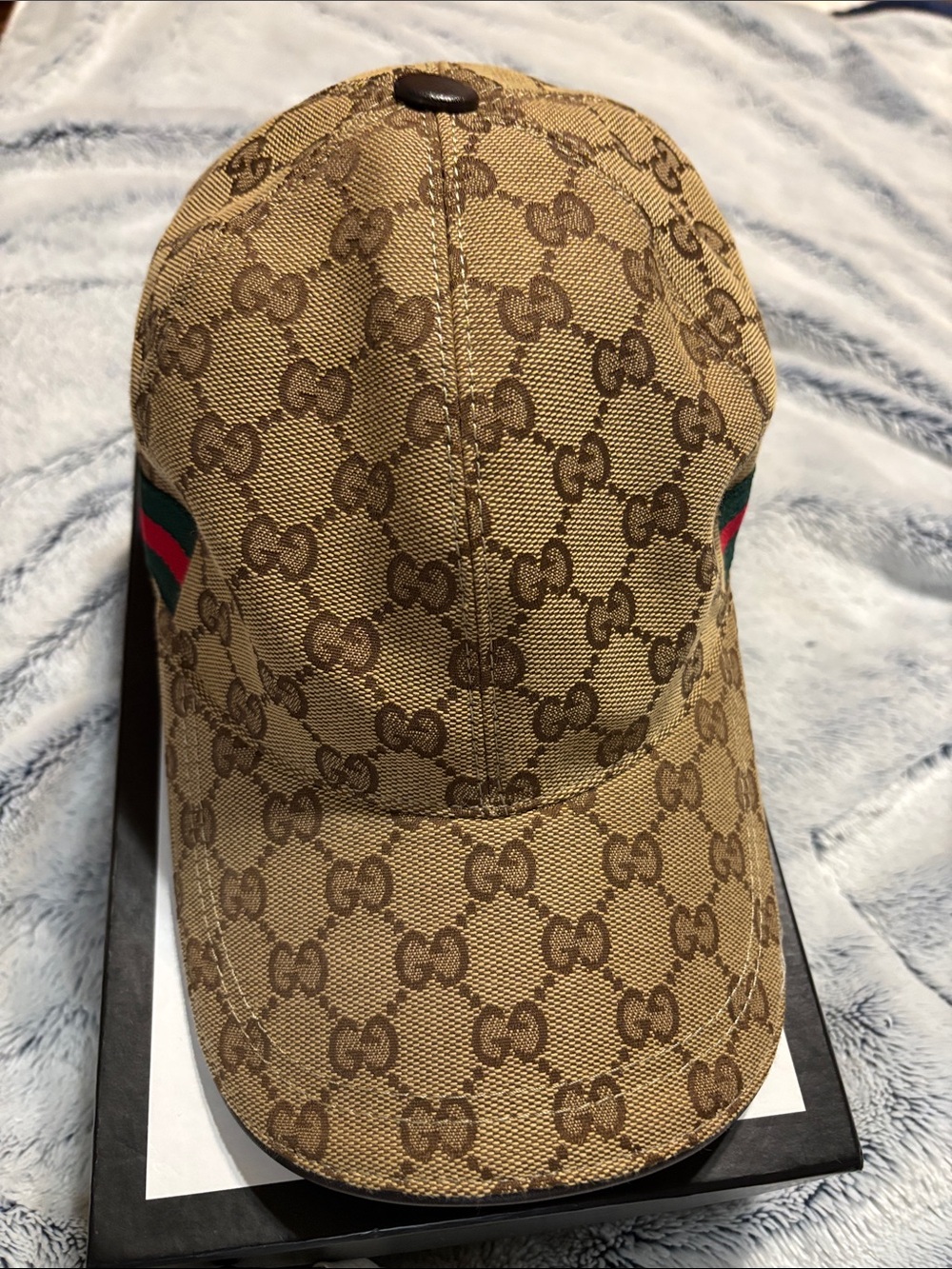 Gucci Tan Brown GG Monogram Cap with Green Red Web